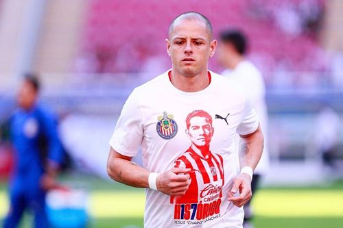 Diện mạo khác lạ của Chicharito
