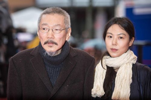 Kim Min Hee sinh con đầu lòng
