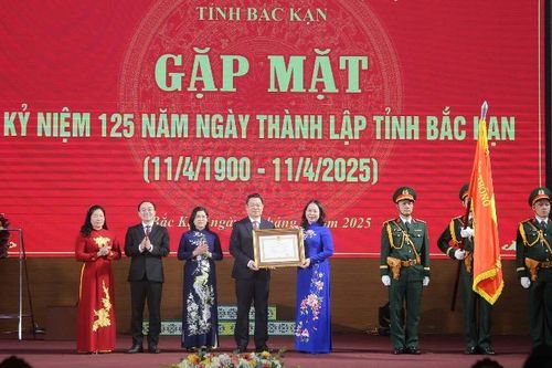 Bắc Kạn gặp mặt kỷ niệm 125 năm ngày thành lập tỉnh và đón nhận Huân chương Lao động hạng Nhất