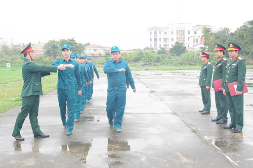 Tô thắm truyền thống cách mạng của quê hương