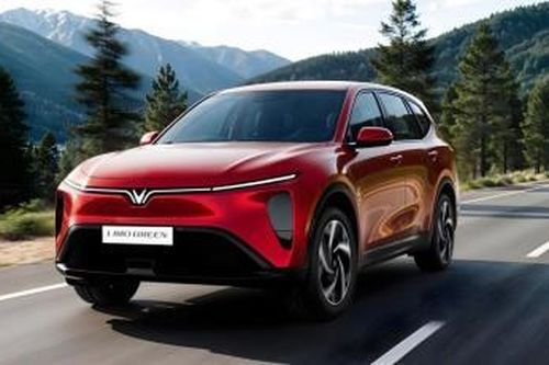 MPV 7 chỗ Limo Green: Ngôi nhà di động đáp ứng mọi 'style' gia đình