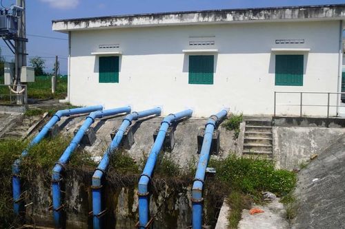 Huyện phải bỏ tiền khắc phục trạm bơm 37 tỷ đồng 'chết lâm sàng'