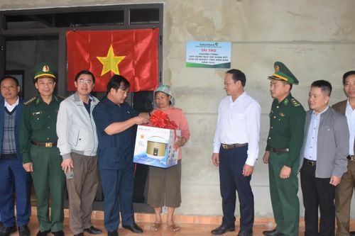 Thêm 300 hộ nghèo ở khu vực biên giới tỉnh Điện Biên có nhà ở mới