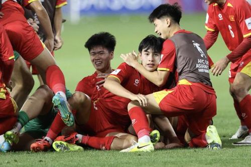 U17 Việt Nam cầm hòa kịch tính U17 Nhật Bản tại VCK U17 châu Á