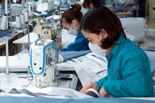 Hiệp hội Dệt May Việt Nam đề xuất gì khi Mỹ áp thuế 46%?
