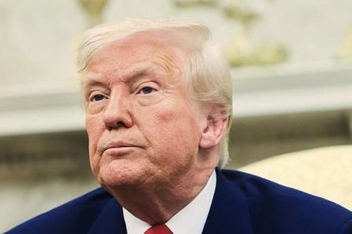 Nhà Trắng nói về thông tin tổ chức diễu binh mừng sinh nhật ông Trump