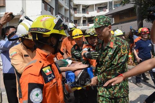'Kỳ tích' cứu sống nạn nhân động đất tại Myanmar qua chia sẻ của Thiếu tá Quân đội