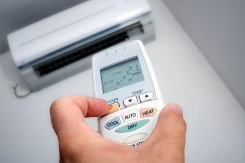 Bật điều hòa mùa hè: Đừng quên 3 'vật cứu tinh' giúp bạn tránh khô da, đau họng và mùi khó chịu!