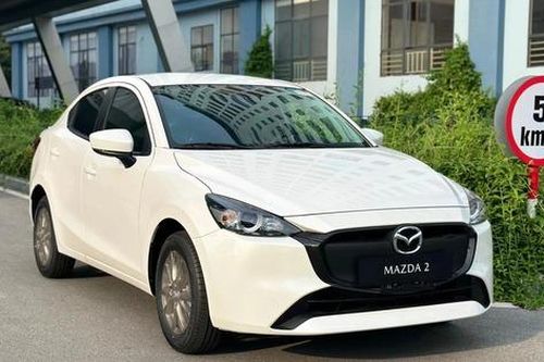 Giá xe Mazda 2 mới nhất tháng 4/2025