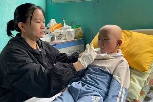 Chung tay giúp đỡ bé trai 5 tuổi mắc bệnh hiểm nghèo, không tiền cứu chữa