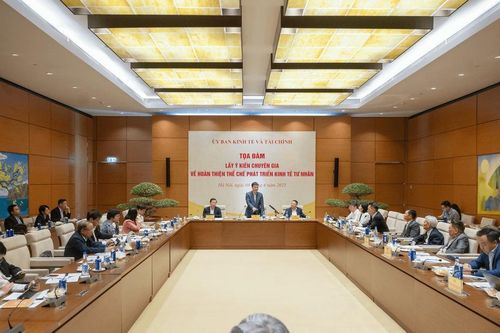 Chuyên gia hiến kế giúp thúc đẩy kinh tế tư nhân