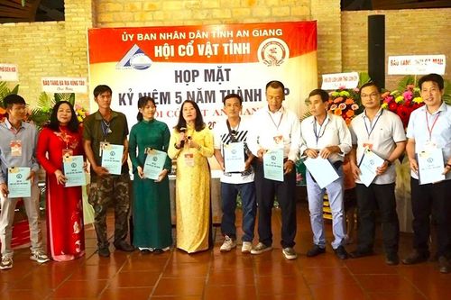 Họp mặt kỷ niệm 5 năm thành lập Hội Cổ vật tỉnh An Giang
