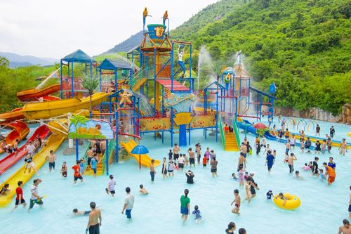 Các điểm du lịch, văn hóa thu hút đông khách dịp lễ giỗ Tổ Hùng Vương