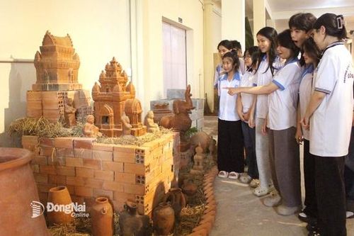 Hấp dẫn Điểm đến gốm Biên Hòa - con đường di sản