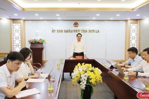 Chuẩn bị tổ chức Lễ Khởi công dự án Đầu tư xây dựng tuyến đường bộ cao tốc Hòa Bình - Mộc Châu