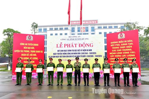 Công an tỉnh phát động đợt sinh hoạt chính trị đặc biệt