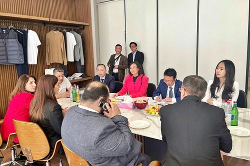 Doanh nghiệp dệt may hàng đầu Armenia muốn nhập khẩu sản phẩm của Việt Nam