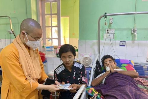 Tịnh xá Ngọc Phương, chùa Bửu Đà (TP.HCM) hỗ trợ trực tiếp đến người dân Myanmar