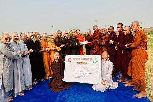 Ấn Độ: Tăng Ni sinh viên Đại học Nalanda hỗ trợ chư Tăng, người dân bị ảnh hưởng động đất tại Myanmar