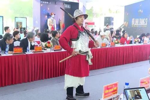 Nghiên cứu, phục dựng trang phục cổ thời Đinh