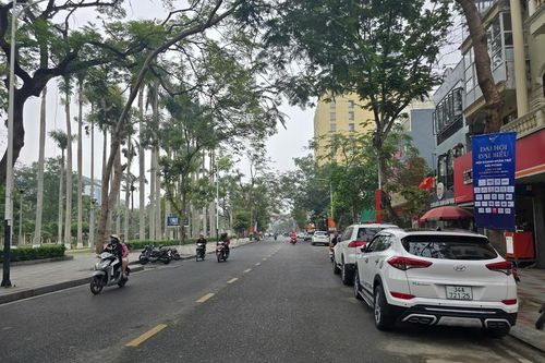 Hải Phòng: Tạm dừng thực hiện việc không cho phép đỗ ô tô trên các tuyến đường giao thông