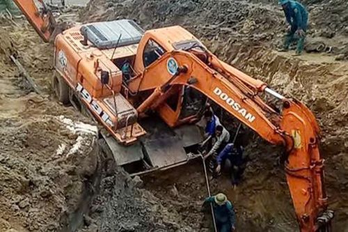 Sập giếng ở Nghệ An khiến 3 người tử vong