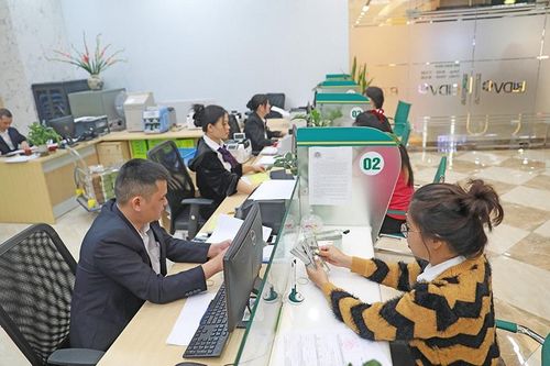 Ngân hàng tiếp tục 'cuộc đua' tăng vốn