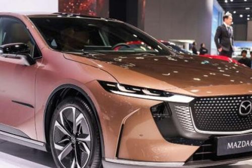 Xe sedan hạng D giá 480 triệu đồng của Mazda thiết kế đẳng cấp, chi phí như sedan hạng B có gì đặc biệt khi xuất xưởng tại Trung Quốc?
