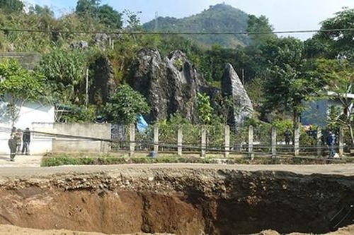 Nhận diện vùng ảnh hưởng của 'hố tử thần' lan rộng ở Bắc Kạn