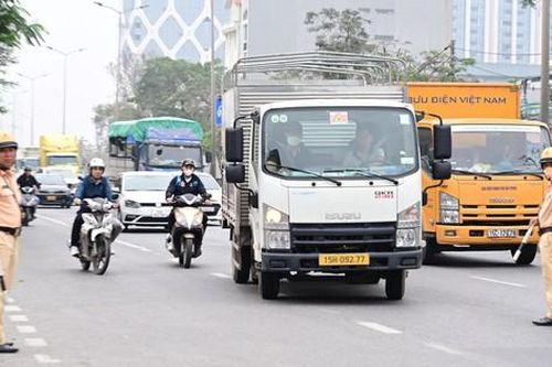 Hải Phòng tổng kiểm soát xe ô tô kinh doanh vận tải hàng hóa đường bộ