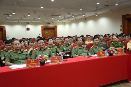 Nâng cao chất lượng các hoạt động nghiệp vụ và tinh thần trách nhiệm của cán bộ chiến sỹ