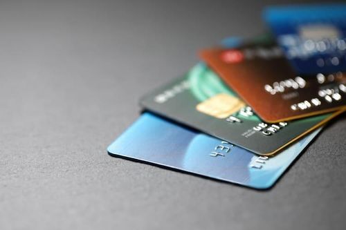 Nhân viên công ty tài chính lừa đảo chiếm đoạt tài sản