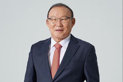 Troussier chúc mừng ông Park Hang-seo