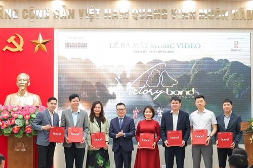 'Victory - Bond in Vietnam' vẽ nên bức tranh tuyệt vời của kỳ quan thiên nhiên thế giới Vịnh Hạ Long
