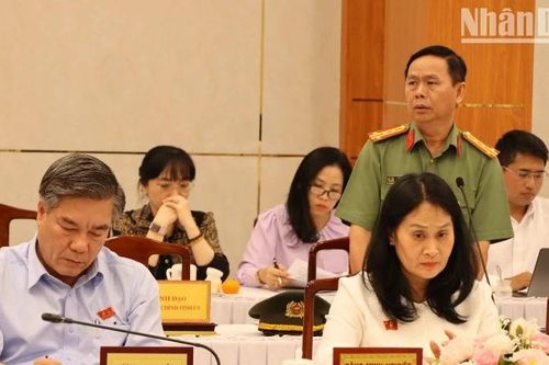 Khởi tố 12 cán bộ sai phạm đền bù sân bay Long Thành