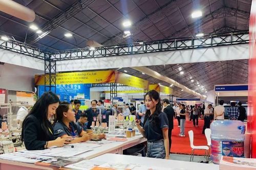 Khai mạc triển lãm công nghiệp dệt may hàng đầu Việt Nam