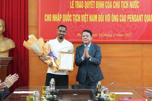 Đề xuất 'nới lỏng' chính sách cho nhập, trở lại quốc tịch Việt Nam