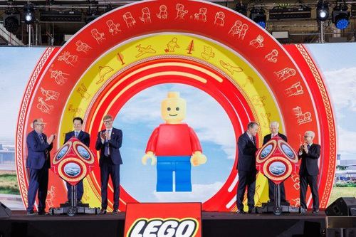 Tập đoàn LEGO khánh thành nhà máy công nghệ cao tại tỉnh Bình Dương