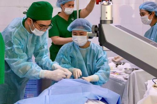 Chương trình 'Hành trình Ánh sáng' – phẫu thuật đục thủy tinh thể miễn phí cho người dân Hải Phòng