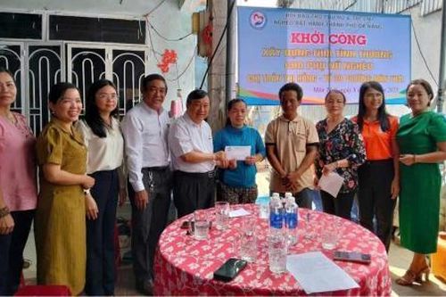 Khởi công xây dựng nhà tình thương cho phụ nữ nghèo tại phường Mân Thái