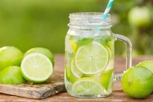 Nước cốt chanh có thực sự giúp 'thải độc'?