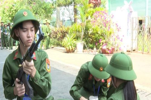 Gần 300 học sinh tham dự Hội thi giáo dục quốc phòng và an ninh tỉnh Đắk Nông