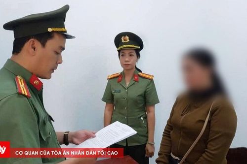 Làm giả giấy chứng nhận quyền sử dụng đất để vay vốn ngân hàng