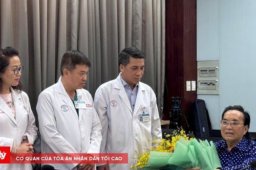 NSND Thanh Tuấn thoát cơn thập tử nhất sinh
