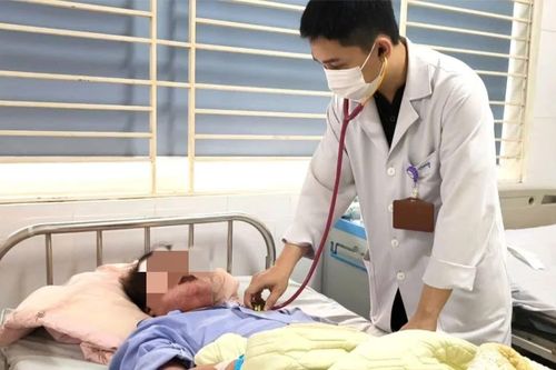 Tự mua thuốc, nữ bệnh nhân nhập viện vì hội chứng hoại tử da toàn thân