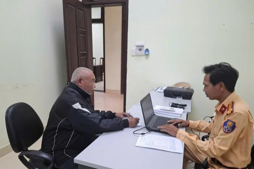 Báo động tình trạng coi thường pháp luật về đảm bảo an toàn đường sắt