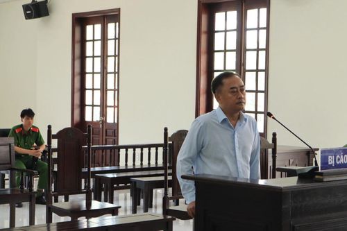 Phạt tù các đối tượng lừa đảo, tham ô tài sản