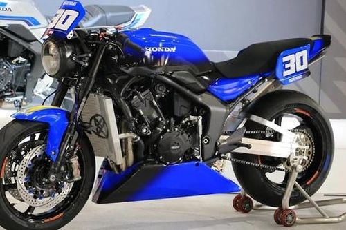 Chưa mở bán Honda CB1000F đã có bản độ