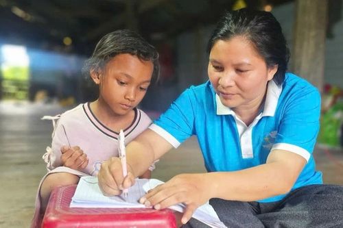 Điểm tựa cho trẻ mồ côi