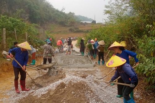 Chi Lăng: Chung sức cứng hóa đường giao thông nông thôn